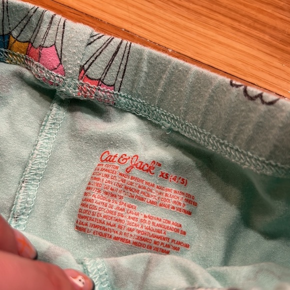 Cat and jack XS girl leggings good condition - Picture 2 of 2